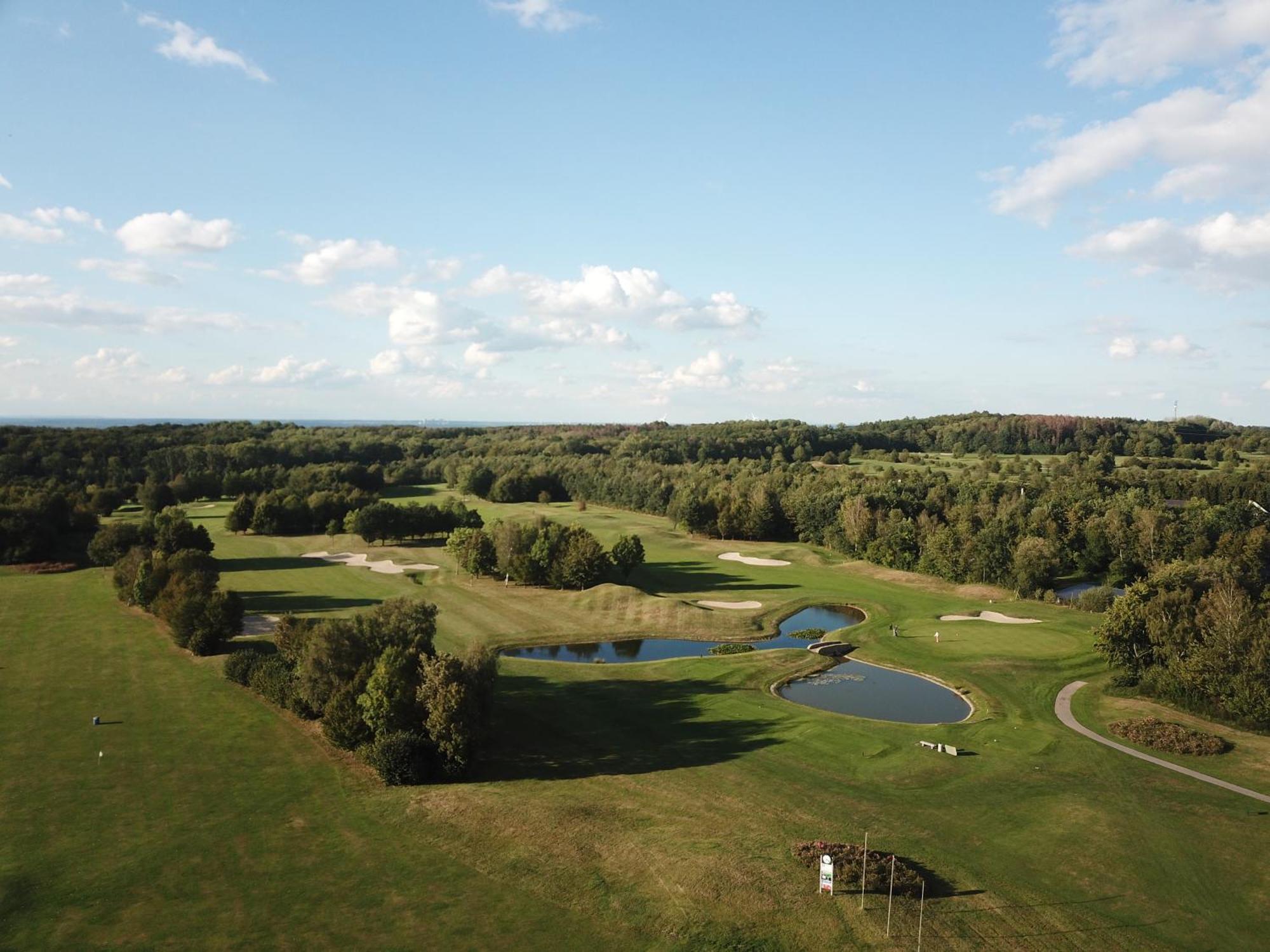 Golfhotel Gut Neuenhof Frondenberg Ngoại thất bức ảnh