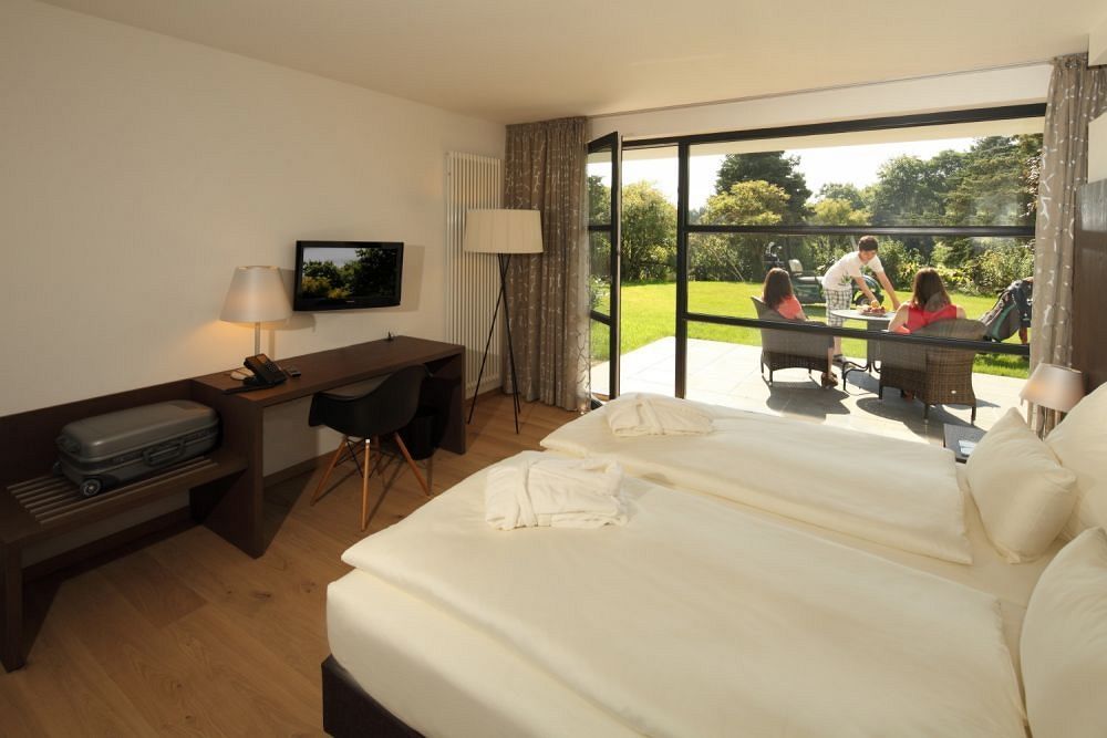 Golfhotel Gut Neuenhof Frondenberg Ngoại thất bức ảnh